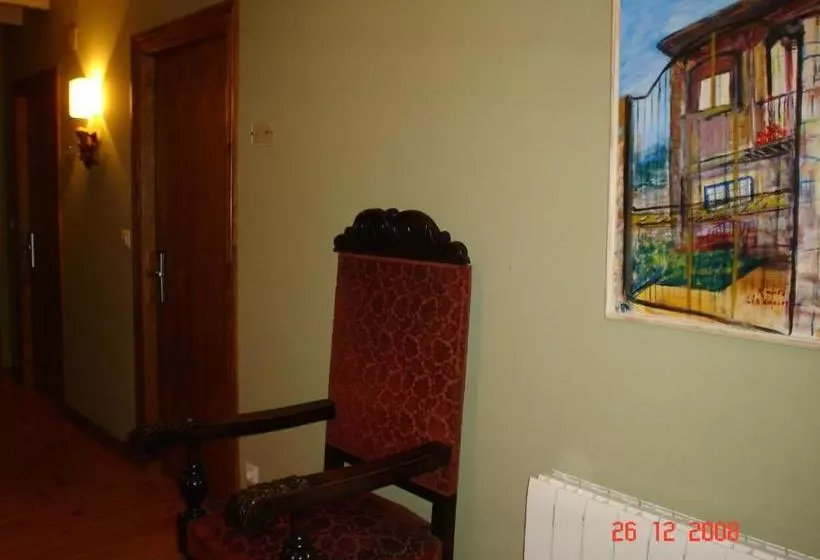 هتل Hospederia Santillana