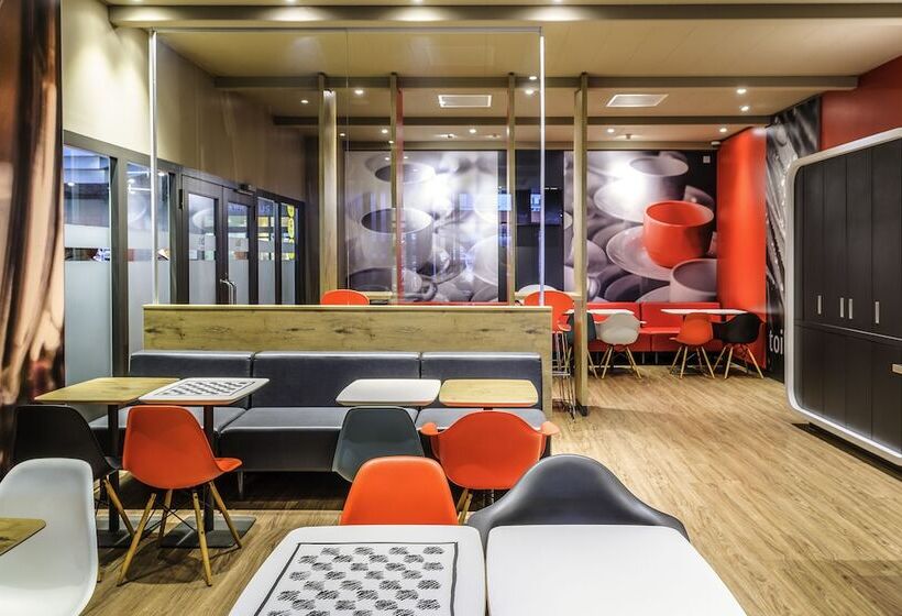 Отель Ibis Baar Zug