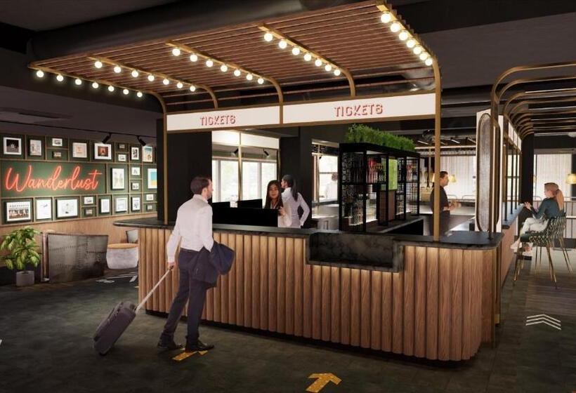 فندق Ibis Styles London Gatwick Airport