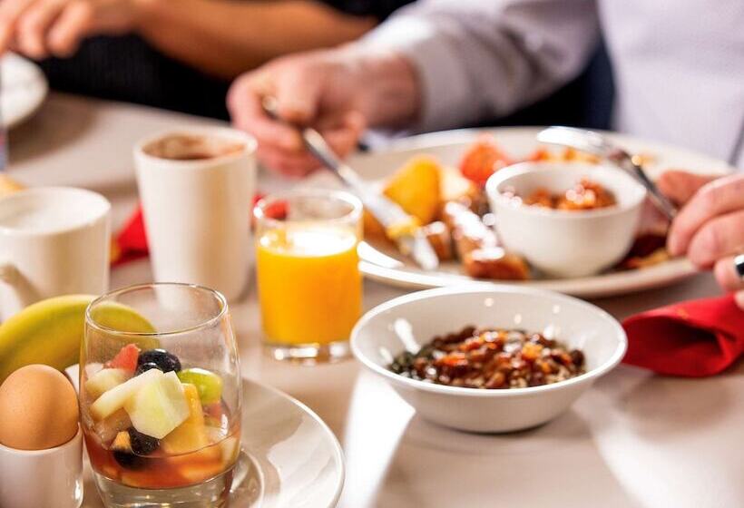 ホテル Ibis Rugby East