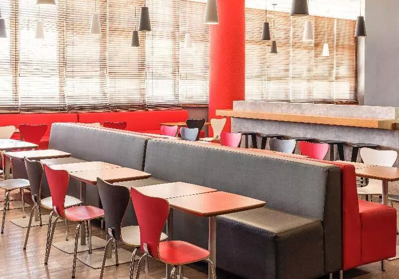 Отель Ibis Sao Jose Dos Campos Dutra