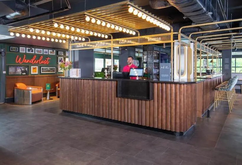 Hotelli Ibis Styles London Gatwick Airport