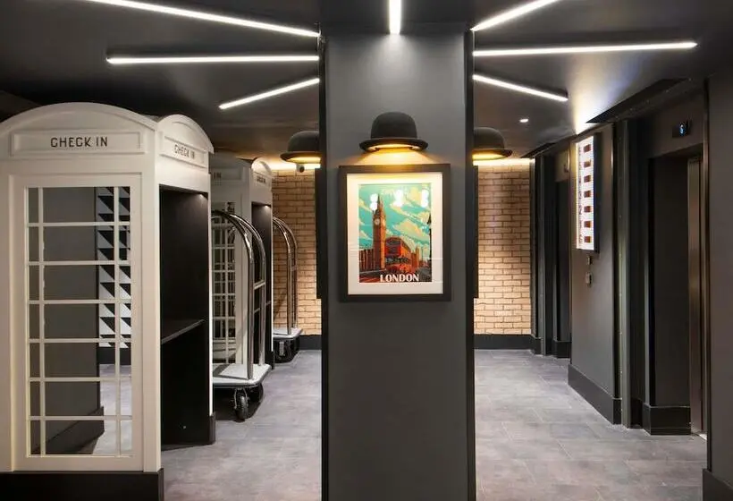 Hotelli Ibis Styles London Gatwick Airport