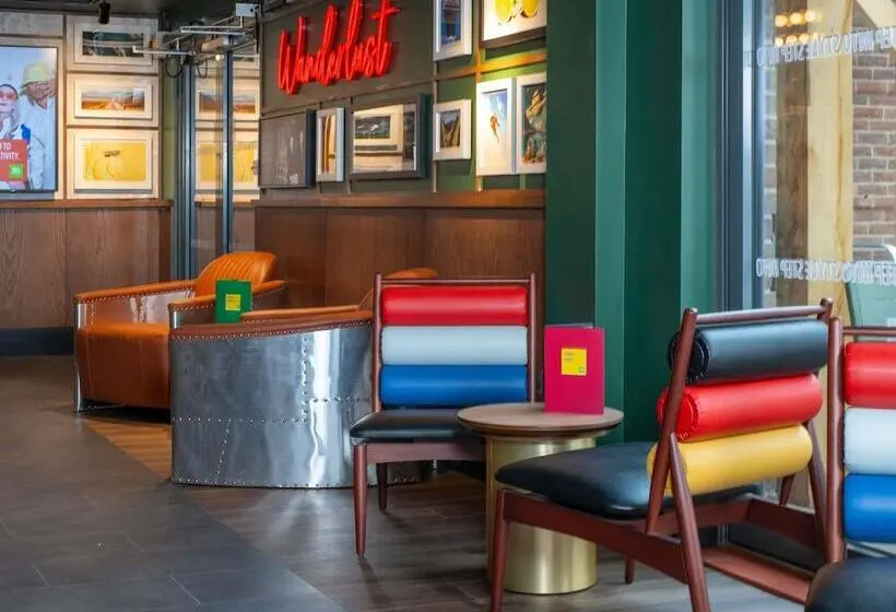 Hotelli Ibis Styles London Gatwick Airport