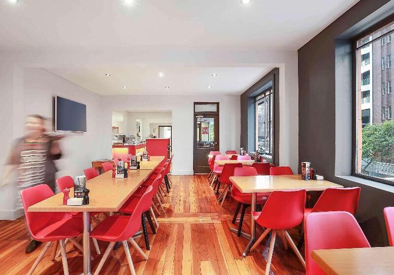 בית מלון כפרי Ibis Sydney World Square