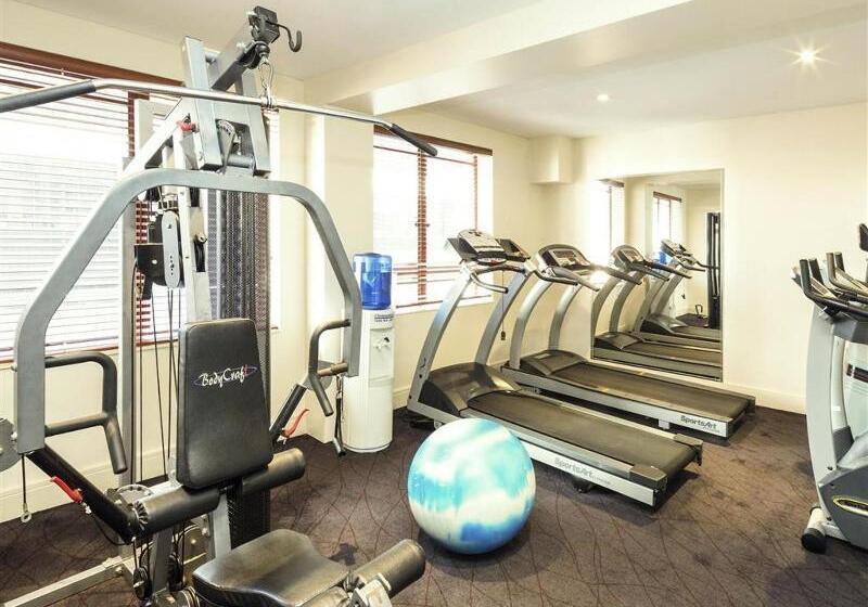 בית מלון כפרי Ibis Sydney World Square