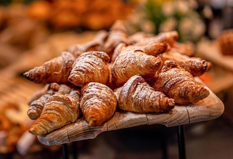 בית מלון כפרי Ibis Szczecin Centrum