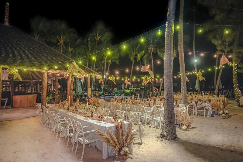 Отель Le Méridien Ile Des Pins