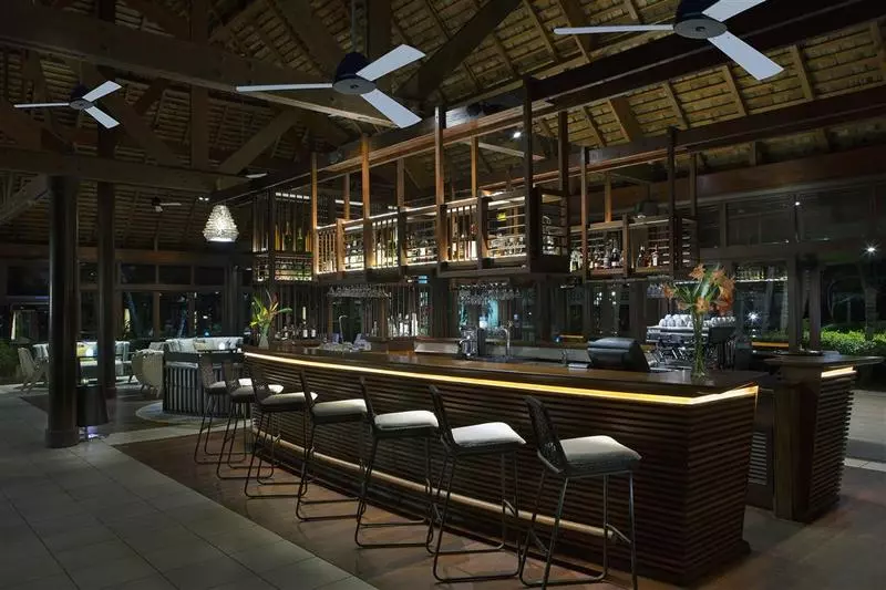 Отель Le Méridien Ile Des Pins