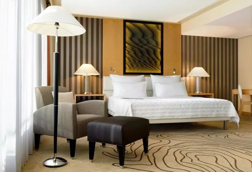 Отель Le Méridien Munich