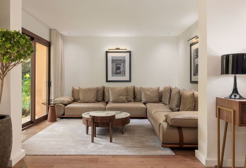 Hotel Le Méridien N Fis