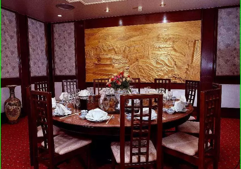 Отель Mercure Alger Aeroport