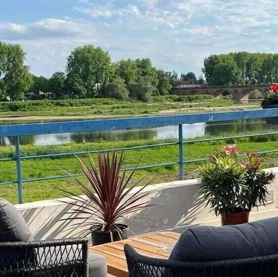 هتل Mercure Nevers Pont De Loire