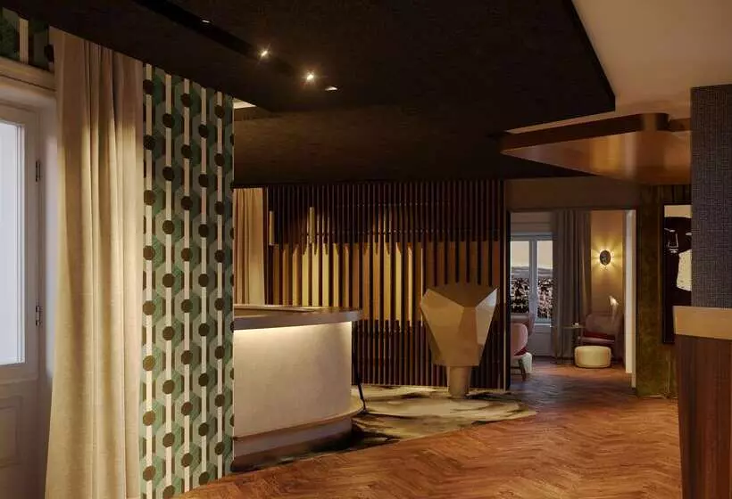 فندق NH Collection Madrid Gran Via