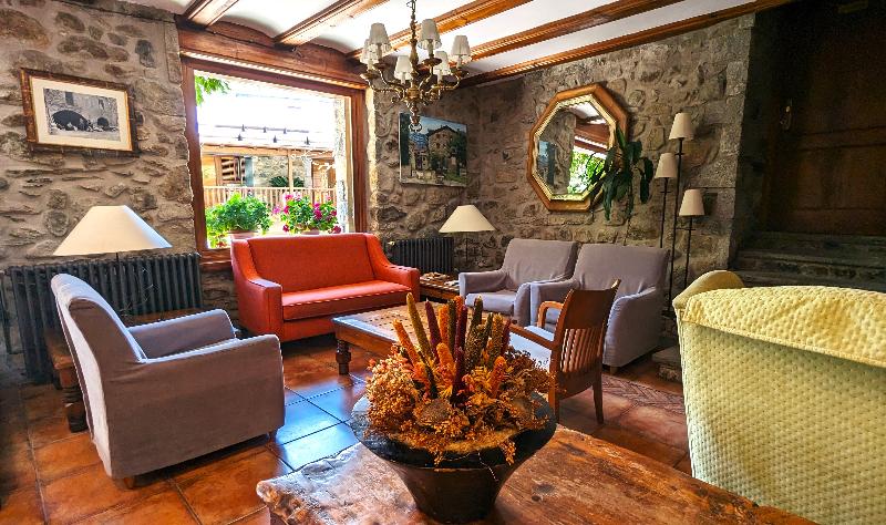 هتل روستایی Casa Cornel