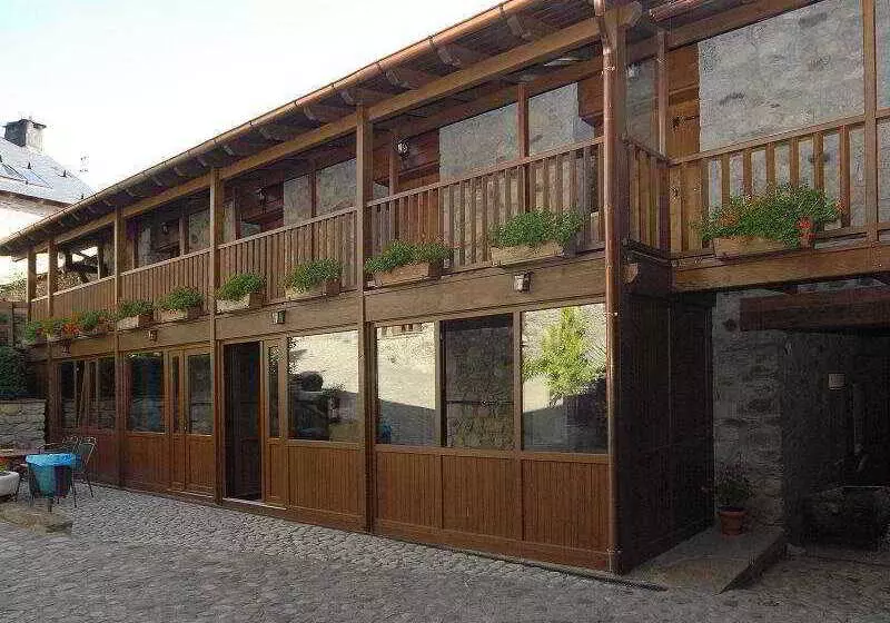 田舎風ホテル Casa Cornel