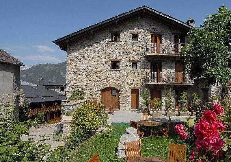 田舎風ホテル Casa Cornel