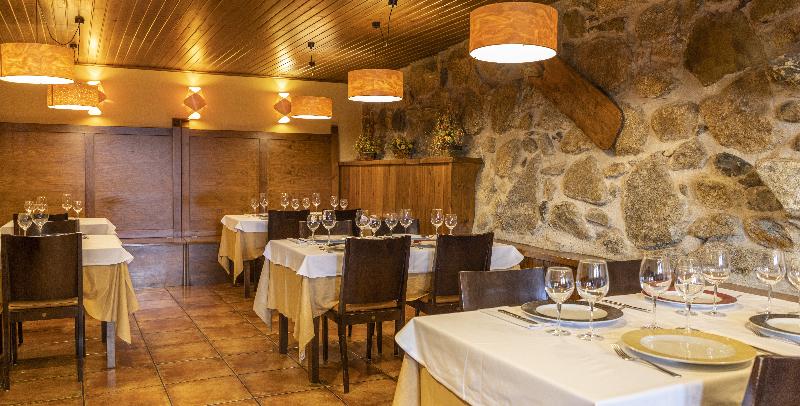 هتل روستایی Casa Cornel