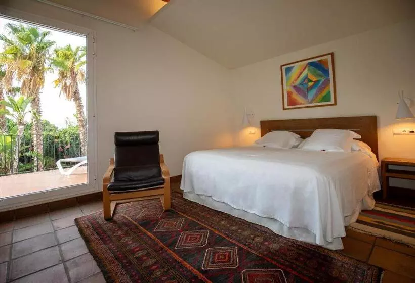 Сельский отель Tancat De Codorniu