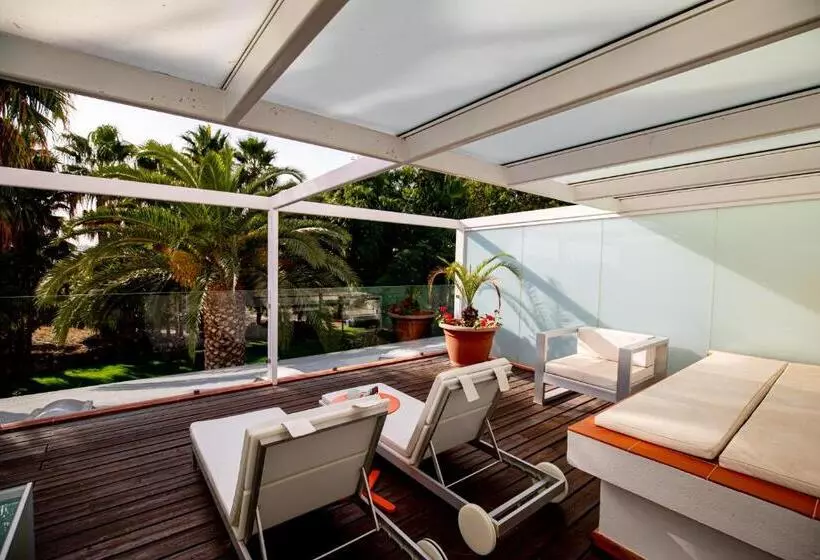 Сельский отель Tancat De Codorniu