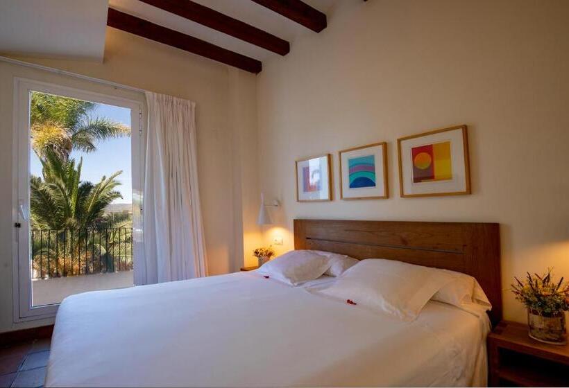 هتل روستایی Tancat De Codorniu