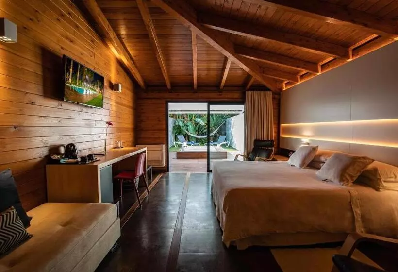 Сельский отель Tancat De Codorniu