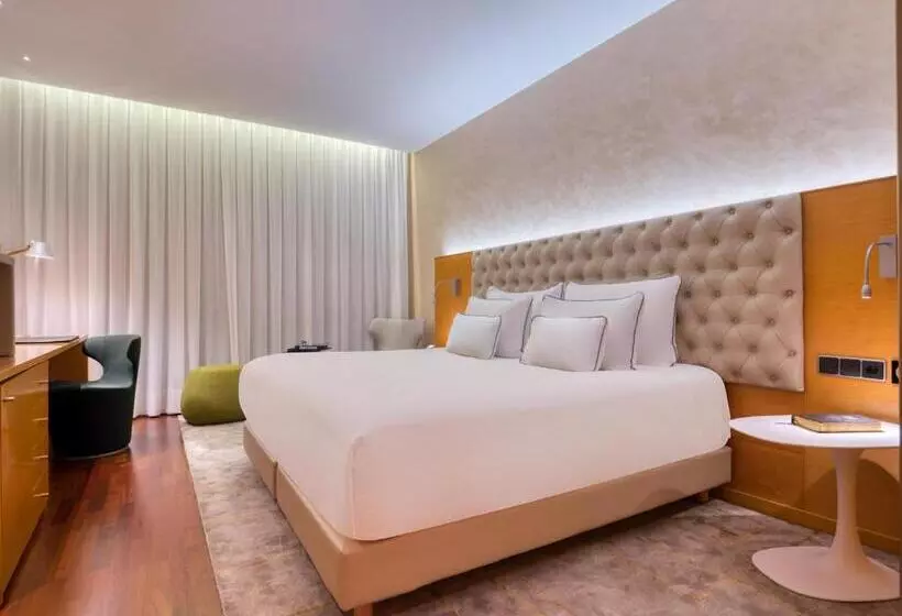 هتل Sansi Pedralbes