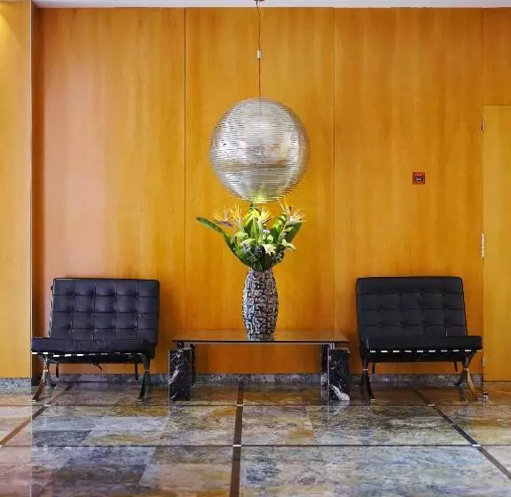 هتل Sansi Pedralbes