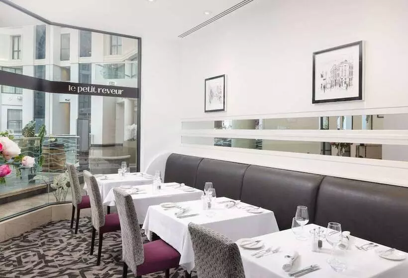 Hotelli Sofitel London Gatwick