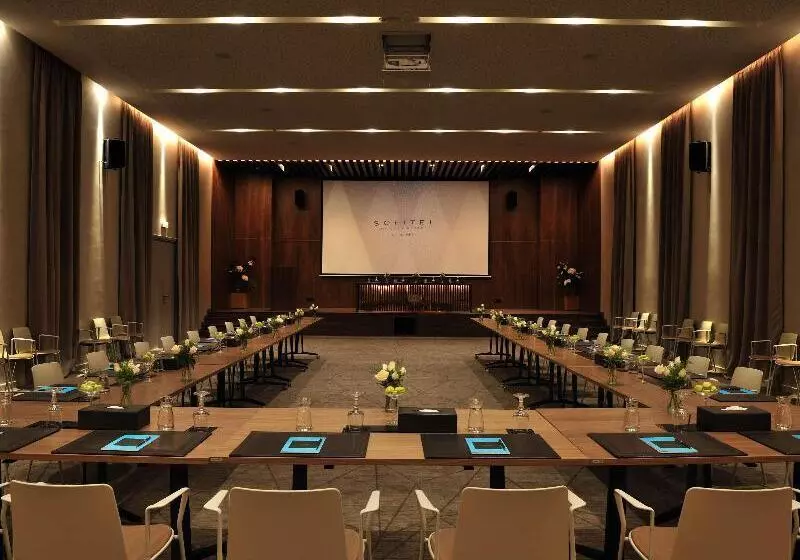 ホテル Sofitel Marrakech Palais Impérial & Spa