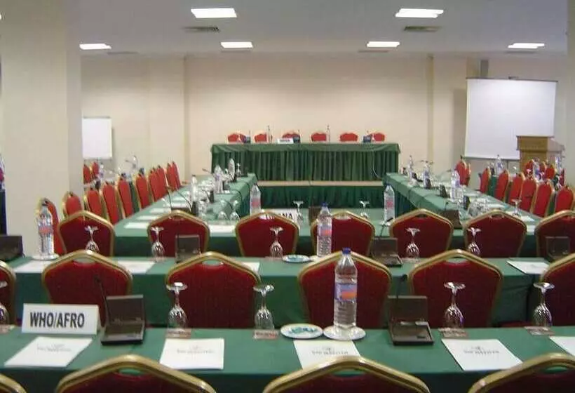 Отель Vip Grand Maputo