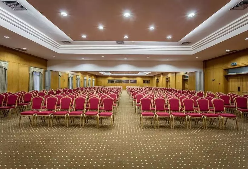 Отель Vip Grand Maputo