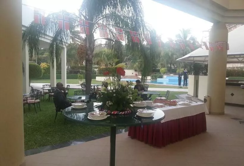 Отель Vip Grand Maputo