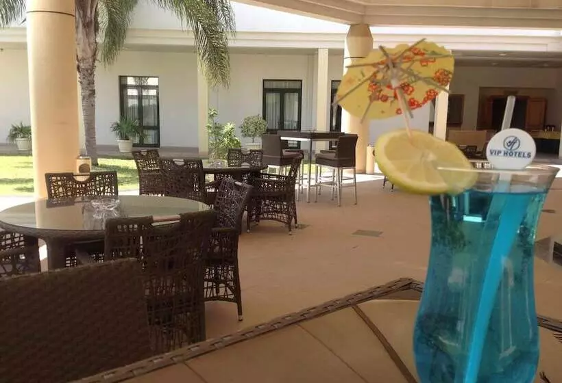 Отель Vip Grand Maputo