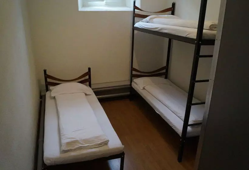 Jailhotel Lowengraben