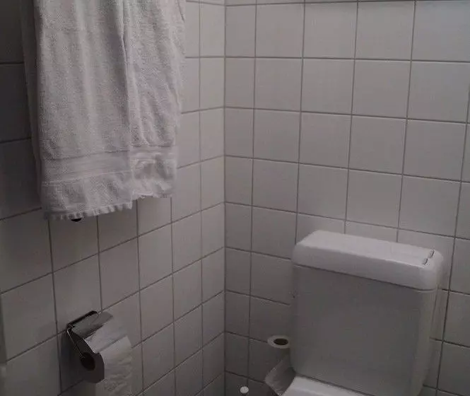 Jailhotel Lowengraben