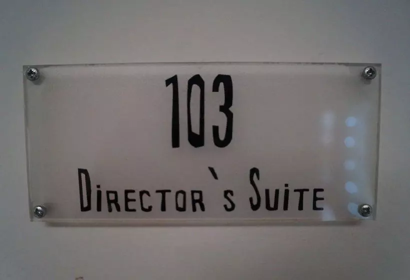 Jailhotel Lowengraben