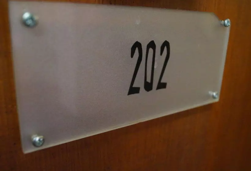 Jailhotel Lowengraben