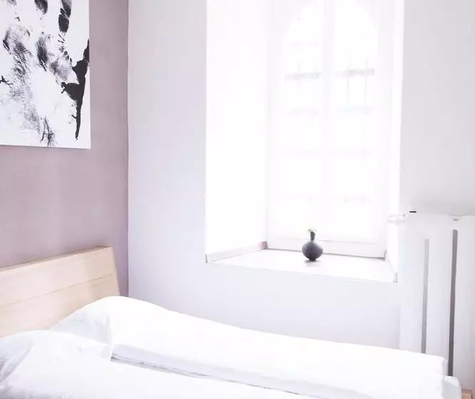 Jailhotel Lowengraben