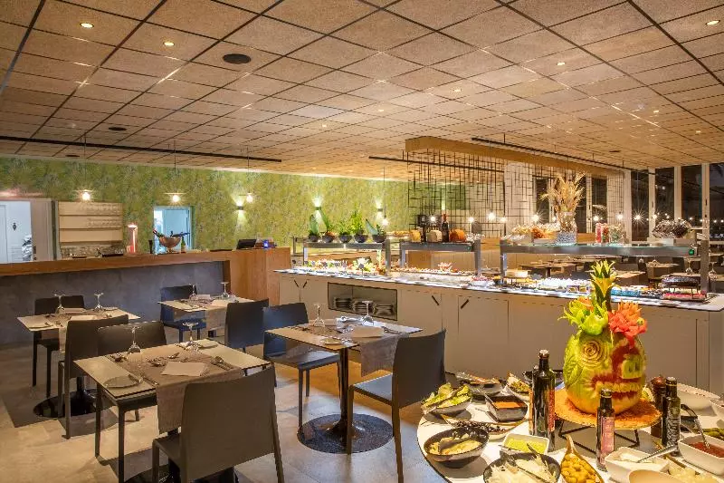 Oasis Lanz Beach Mate