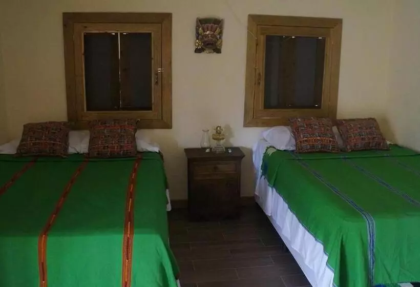 هتل Pine Ridge Lodge