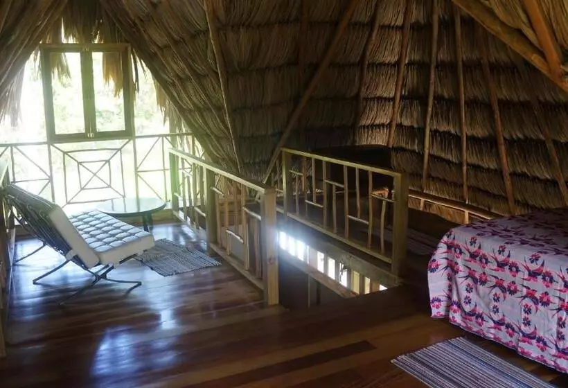 هتل Pine Ridge Lodge