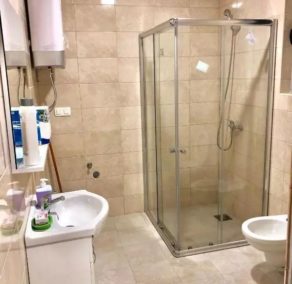 پانسیون Apartmani Maja