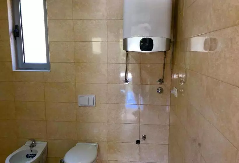 پانسیون Apartmani Maja