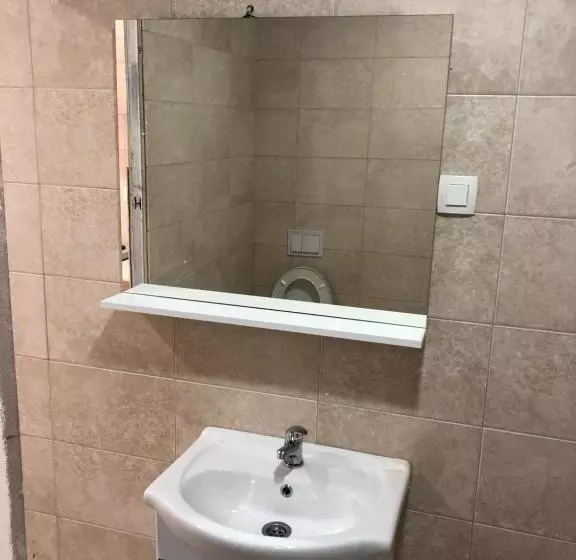 پانسیون Apartmani Maja