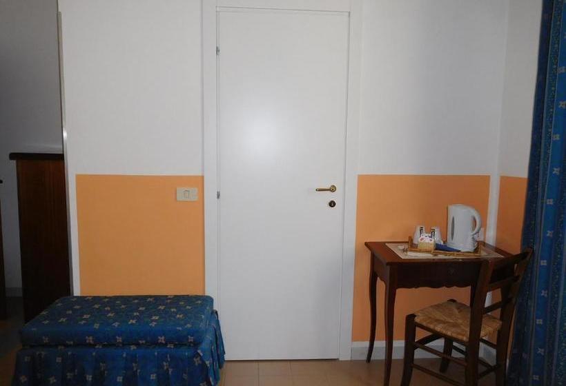 Pensjonat Baia Delle Favole Affittacamere