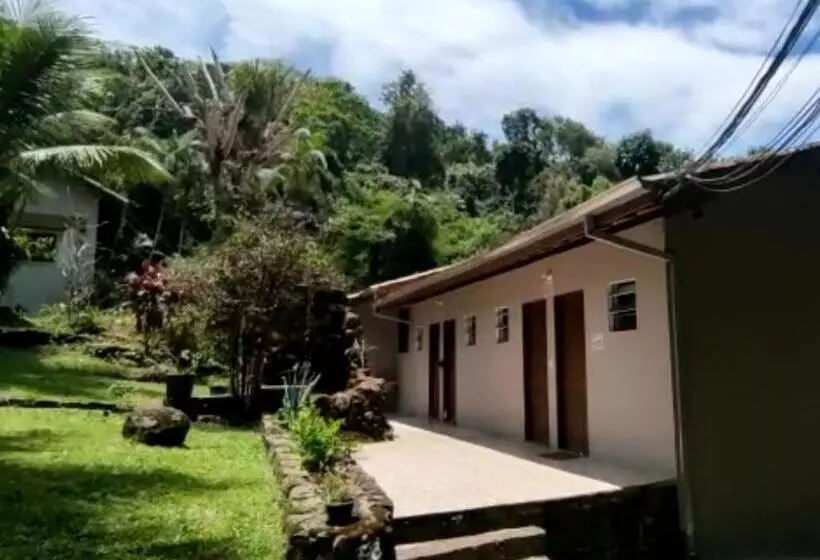 ペンション Chalés Carioca Prumirim Ubatuba