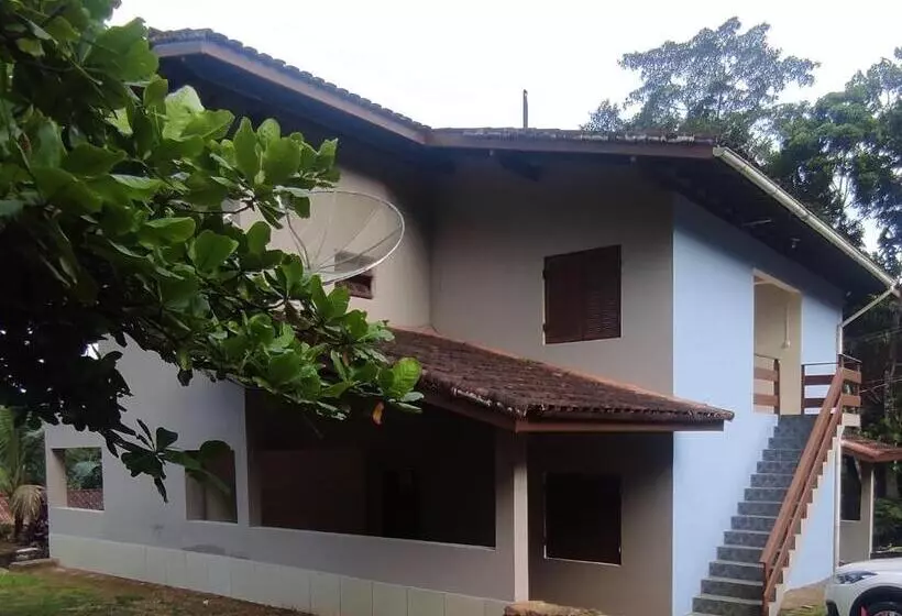 ペンション Chalés Carioca Prumirim Ubatuba