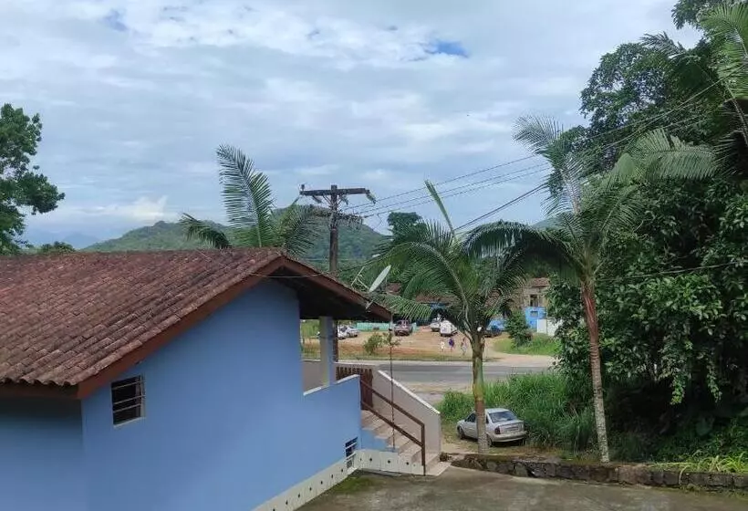 ペンション Chalés Carioca Prumirim Ubatuba