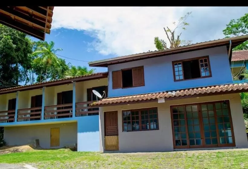 ペンション Chalés Carioca Prumirim Ubatuba